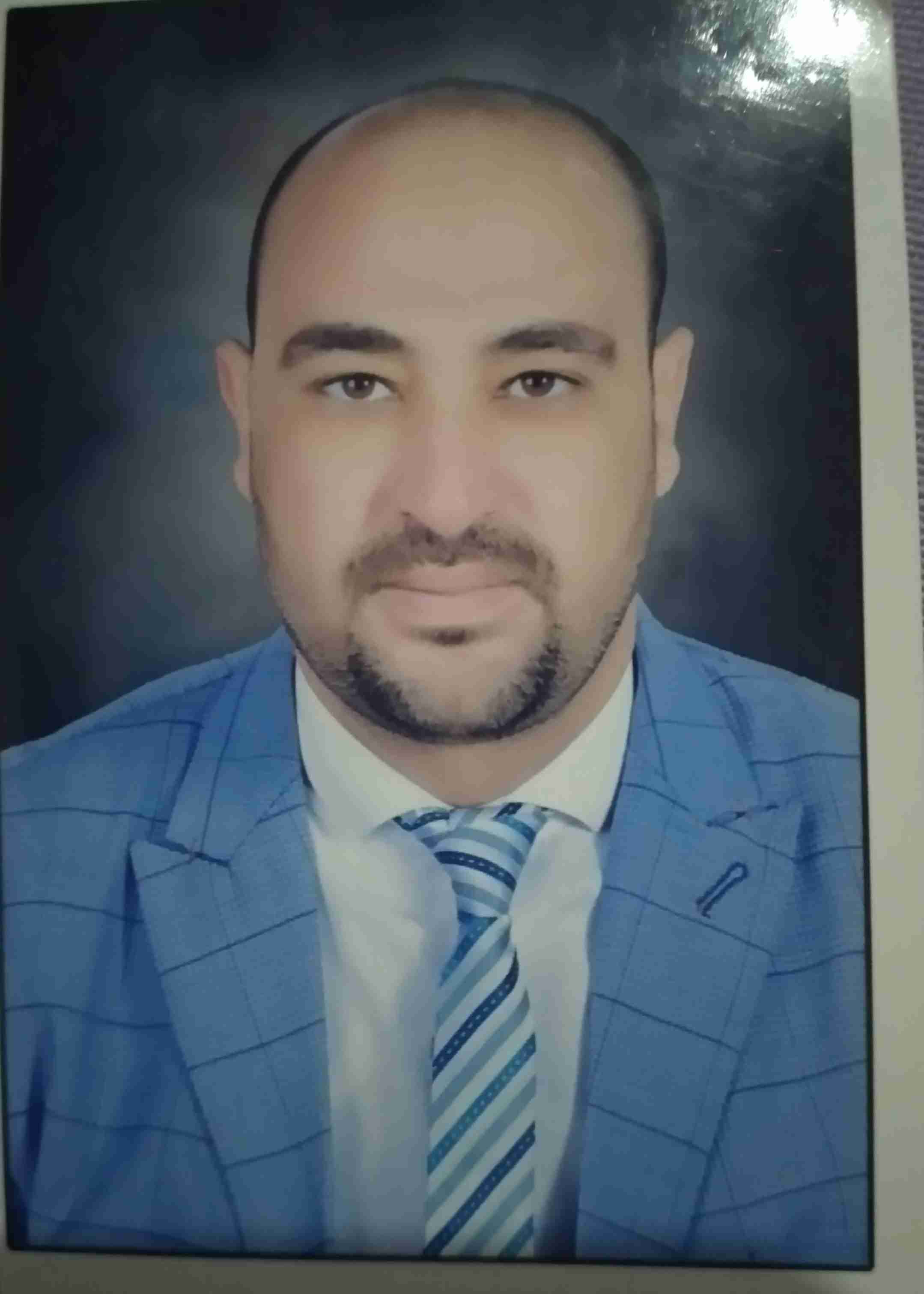 صلاح عمر احمد المحامي صلاح عمر احمد المحامي